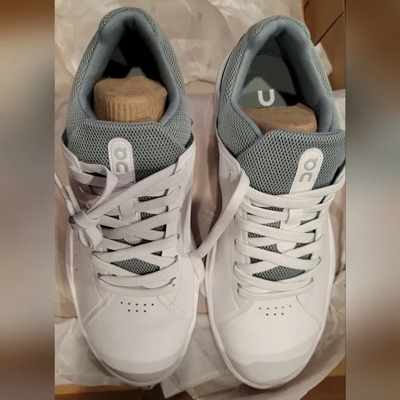 On Running White and Green Men's Sneakers